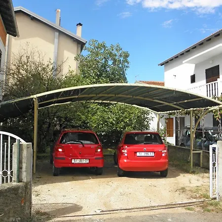 Ante Apartamento